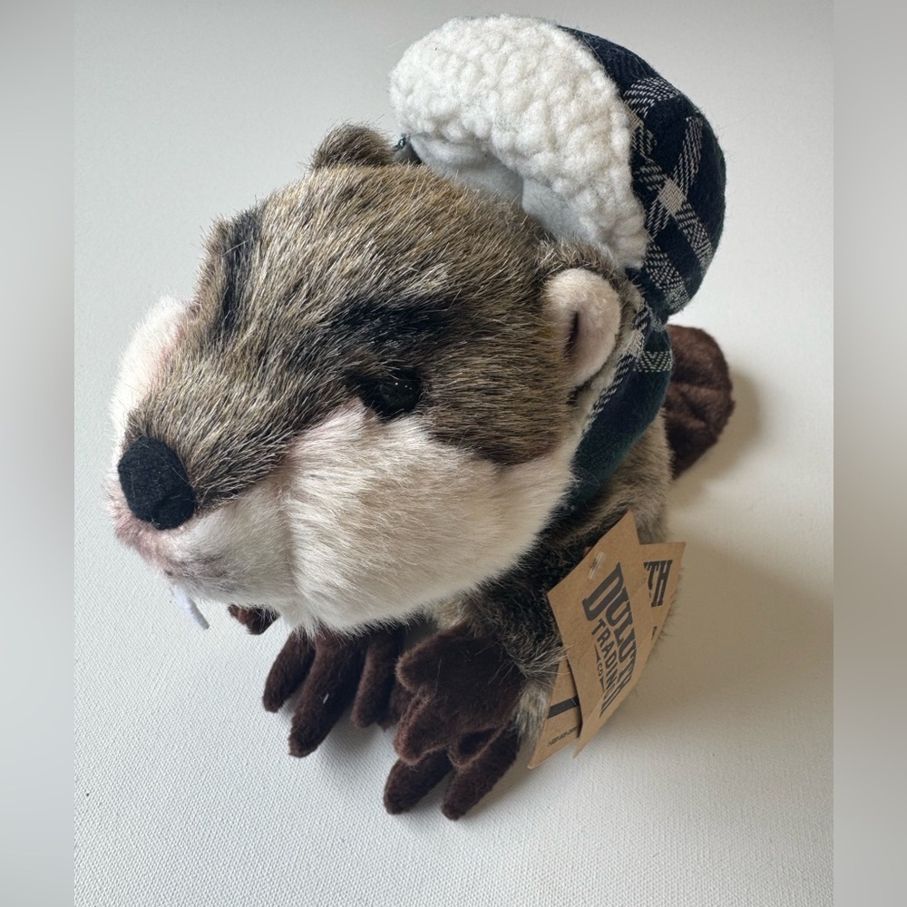 RARE NWT 2019 Duluth Trading plush angry beaver with plaid hats